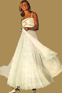 1960s pretty white dress